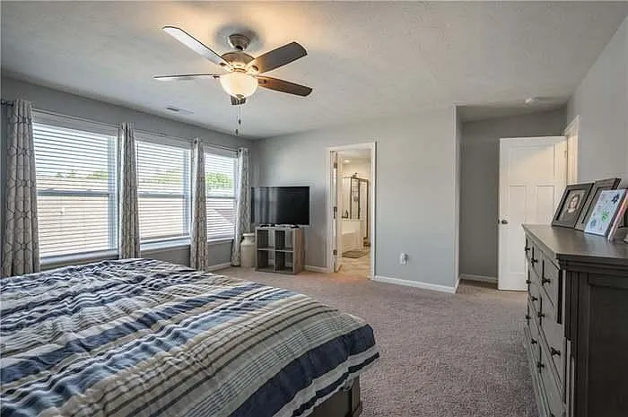 2096 Amur Ct — Photo 22