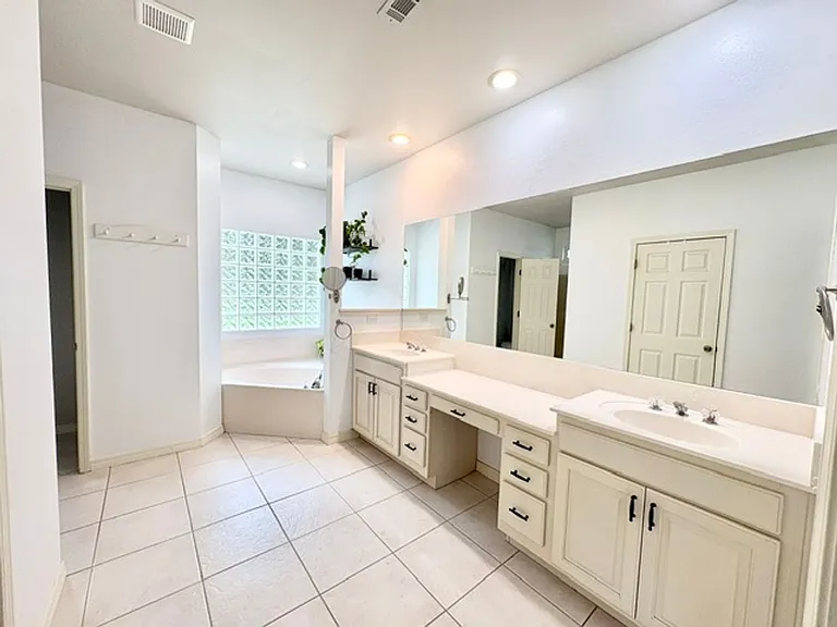 120 Juniper Dr — Photo 23