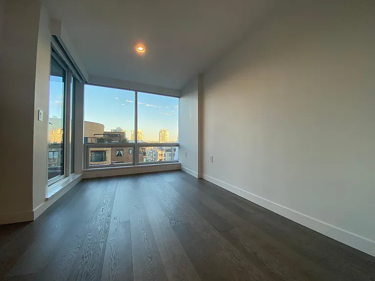 1111 Richards St #1506 — Photo 8