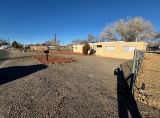 1900 Camino Del Valle SW, Albuquerque, NM 87105
