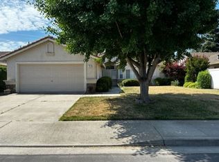 1437 Ranch House Ct, Oakdale, CA 95361