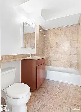 5th image of 2134 2nd Ave APT 5D