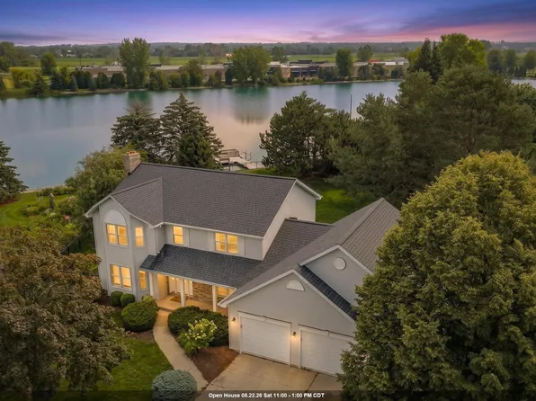 2485 Van View Ct, Green Bay, WI 54311