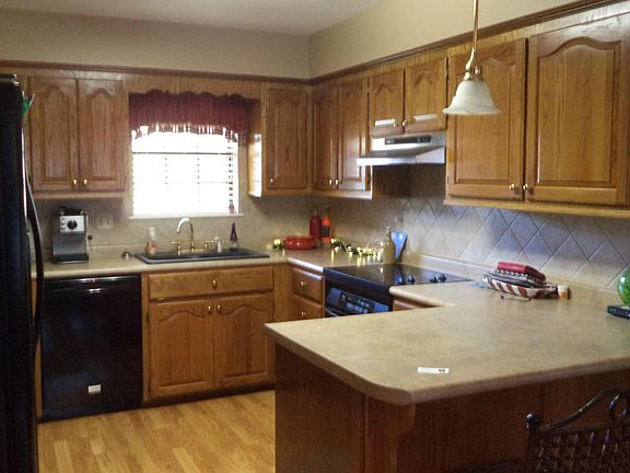4th image of 1004 Nightingale Ln