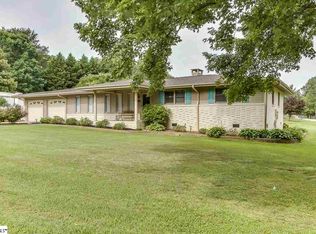 237 Bagwell St, Easley, SC 29640