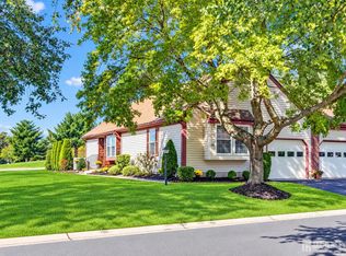 42 Yorkshire Dr #B, Monroe Township, NJ 08831