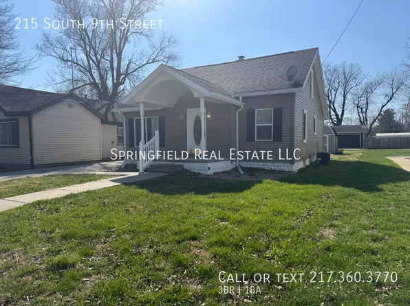 215 S 9th St, Pawnee, IL 62558