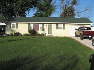 664 S Mathers St, Orleans, IN 47452