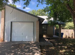 412 Vista West Ct, Bastrop, TX 78602