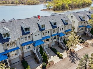 114 Saint Charles Ct, Pittsburgh, PA
