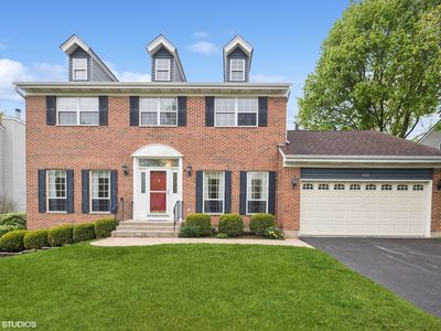 450 Old Oak Cir, Algonquin, IL, 60102