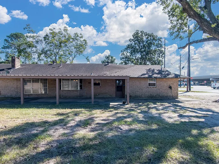 1830 Baker Dr — Photo 23