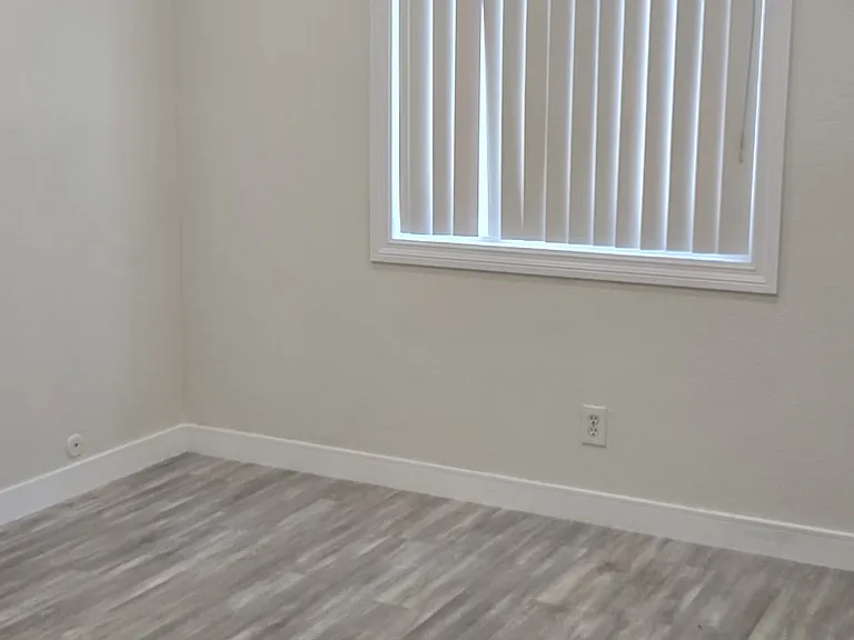 8605 Bennington St — Photo 20
