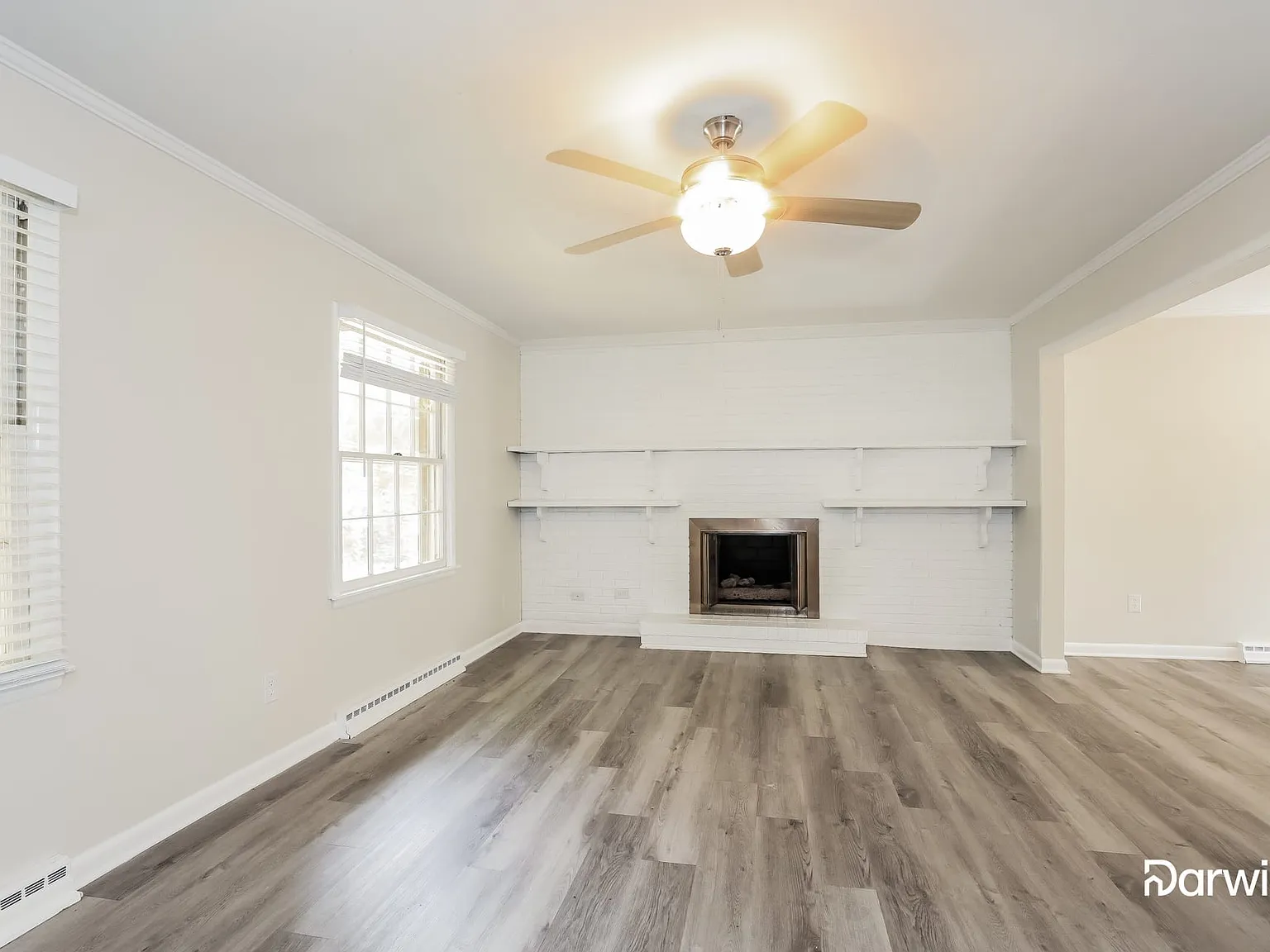 3 bed, 3.0 bath, 2229 sqft, $2,265 — Photo 2