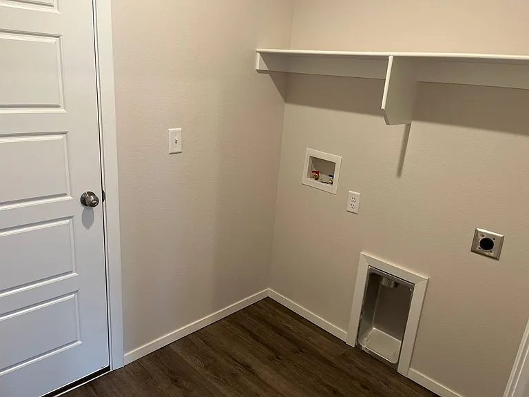 3313 E Jacob Ln — Photo 14