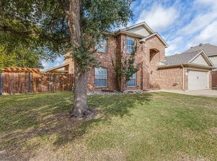 5909 Iris Dr, Haltom City, TX 76137