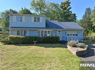 347 Verona Way, Paramus, NJ 07652
