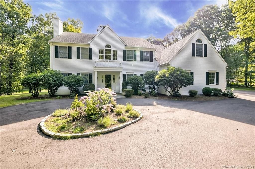 186 Saddle Hill Road, Stamford, CT 06903 | Zillow