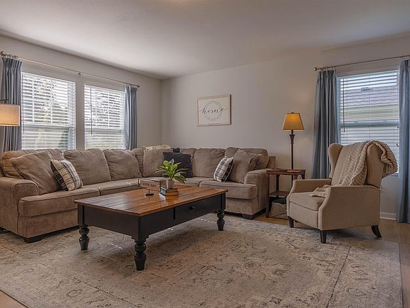 5th image of 6822 Cypress Bay Dr