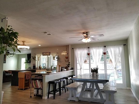 3rd image of 5503 W Cochise Dr
