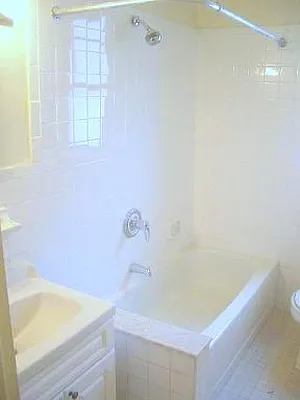 Rented by Manhattan Spaces | media 11