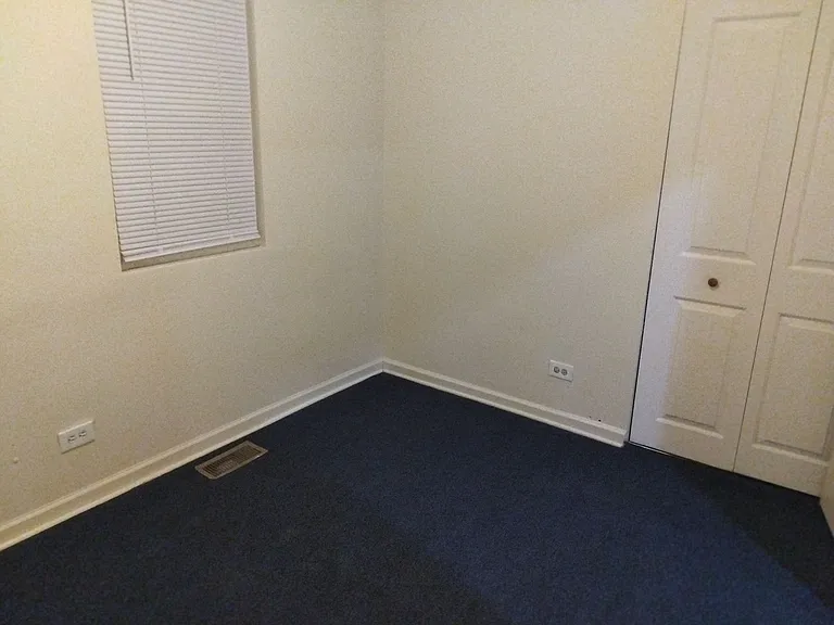 11532 S Yale Ave — Photo 10