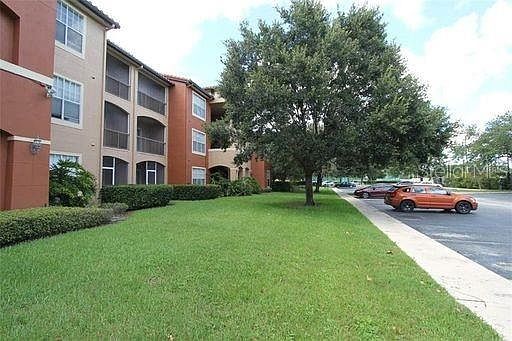 1st image of 5518 Metrowest Blvd Unit 105