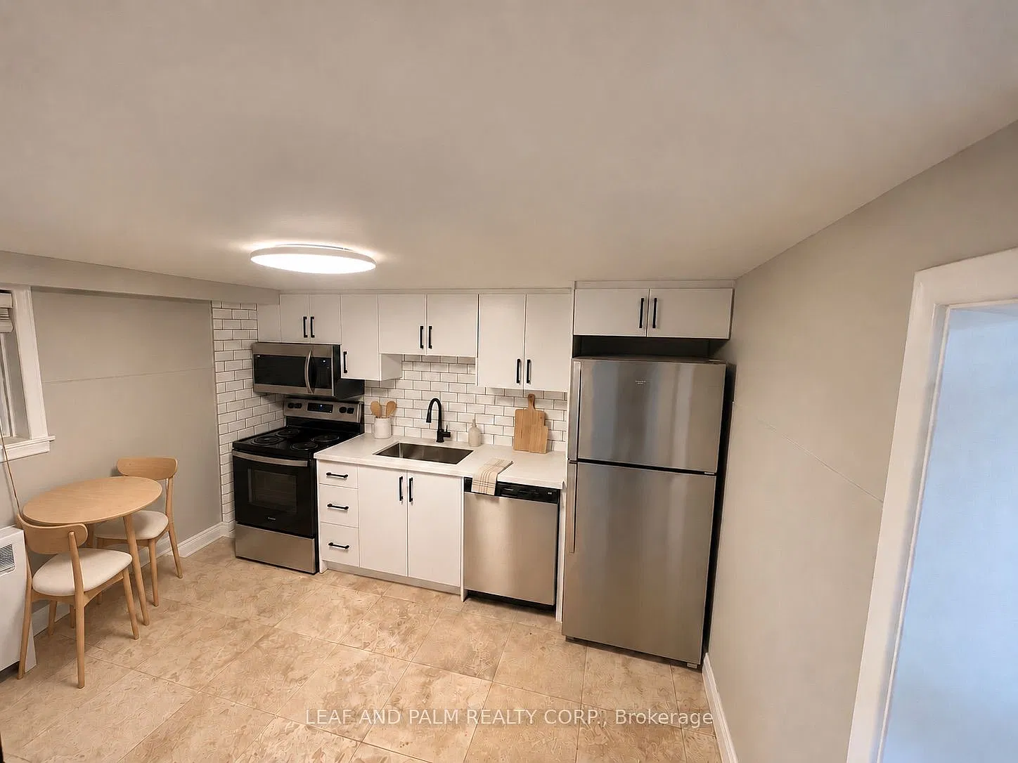 2 bed, $1,595 — Photo 1