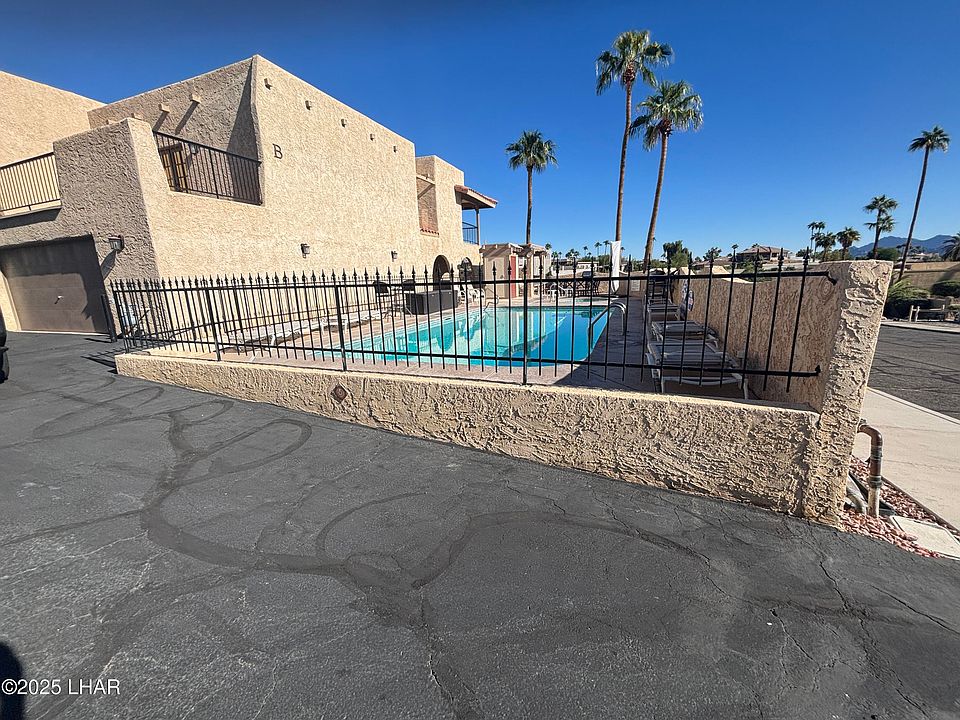1st image of 2175 Snead Dr #10