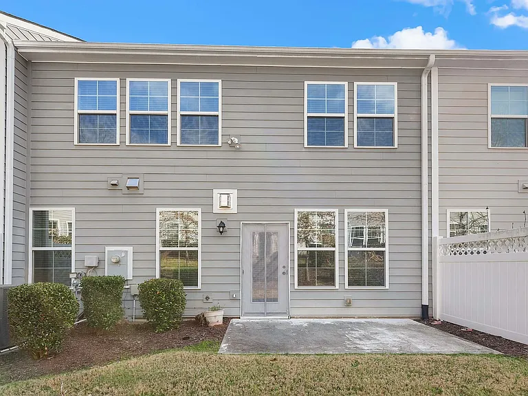 1109 Laurel Twist Rd — Photo 10