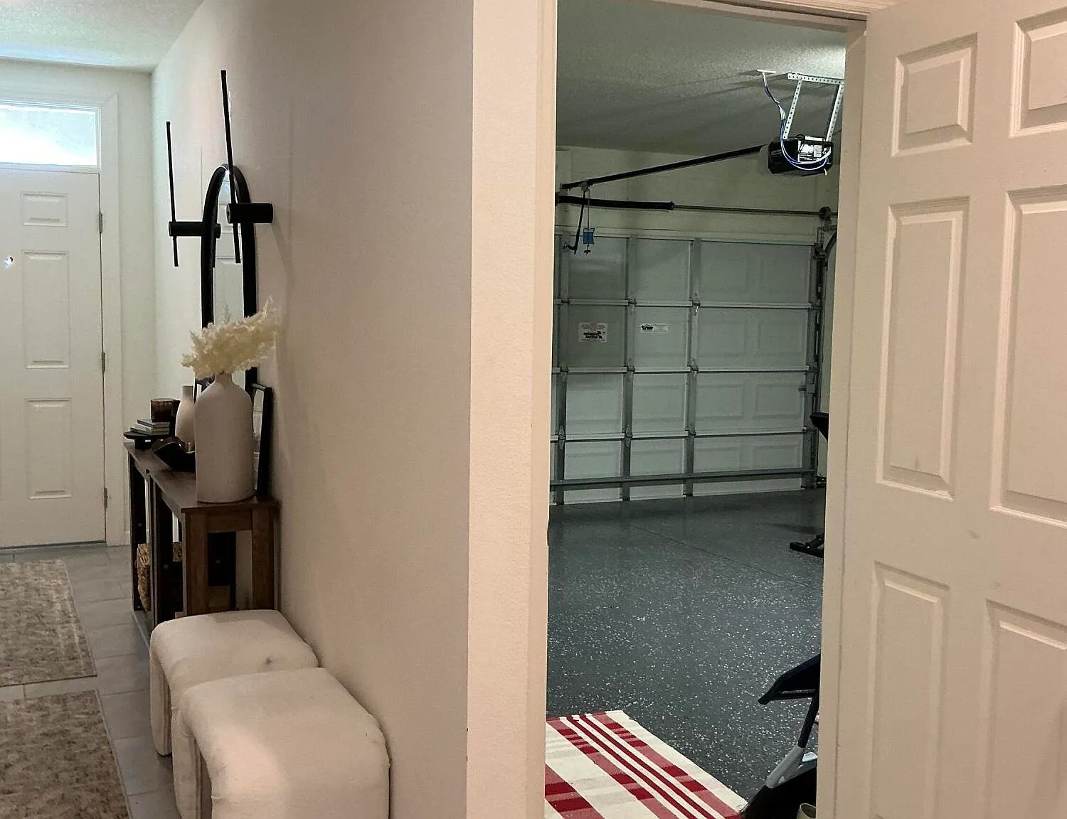 4 bed, 2.0 bath, 1828 sqft, $2,800 — Photo 4
