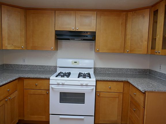 2nd image of 9010 Burke St Unit 20