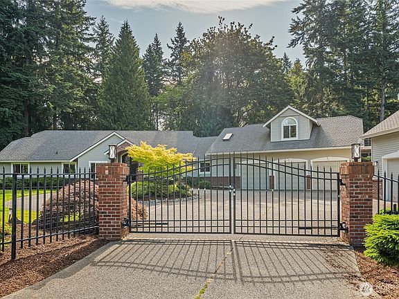 2nd image of 15618 163rd Avenue NE