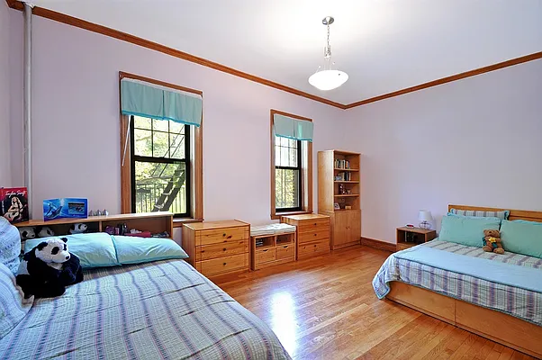 Sold by Corcoran | media 14