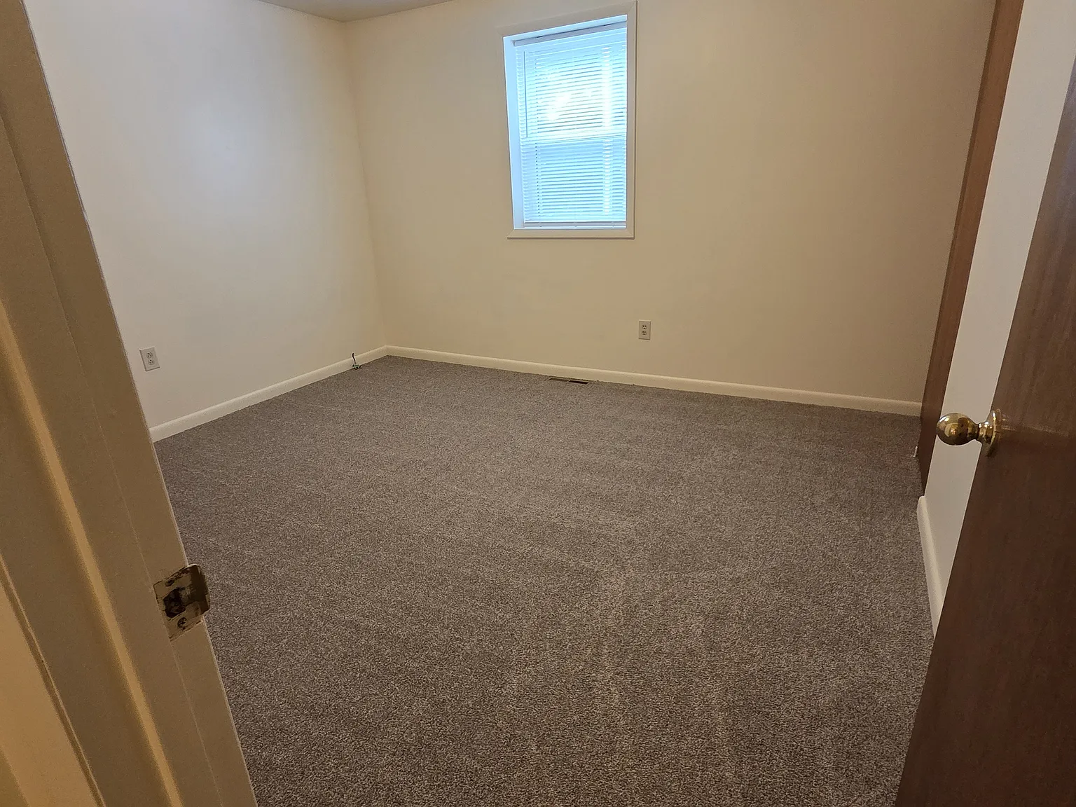 2 bed, 815 sqft, $925 — Photo 3