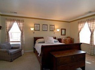 3534 Deville Ln, Saint Charles, IL 60175