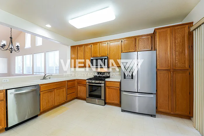 2856 Cardinal Dr — Photo 8
