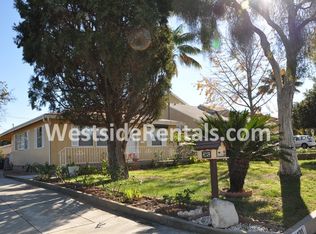 26420 Pineknoll Ave, Harbor City, CA 90710