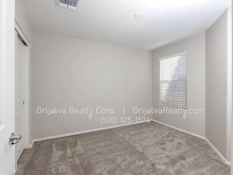 8749 E Pebble Stone Ln — Photo 11