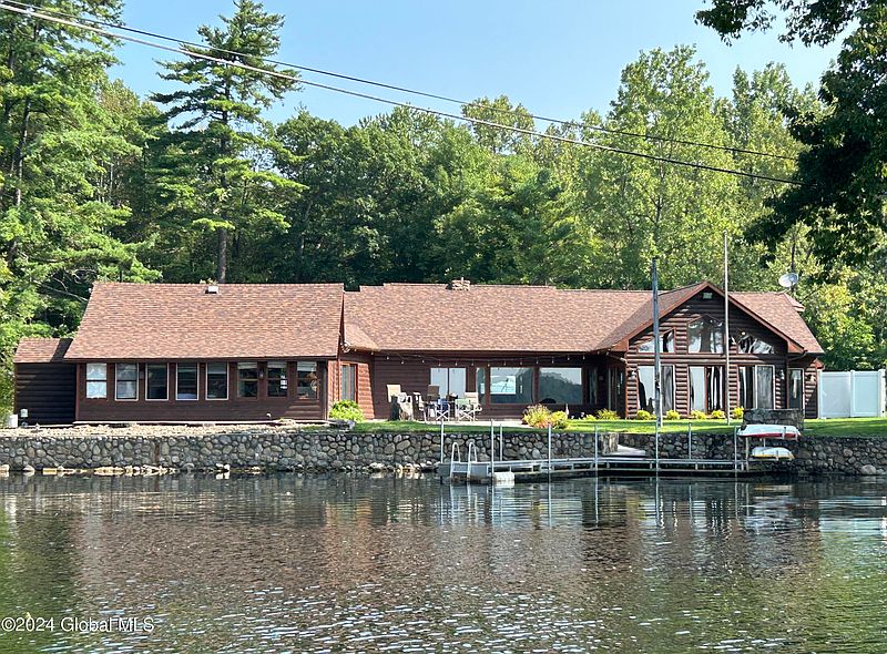 2nd image of 366 Glen Lake Road