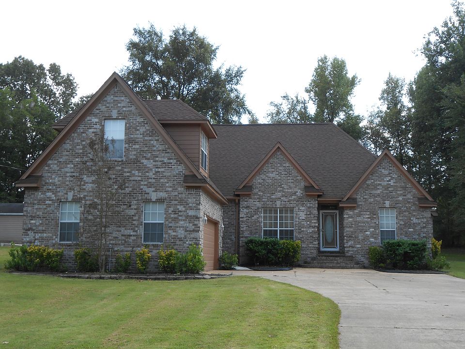 1st image of 1575 Ivy Dr