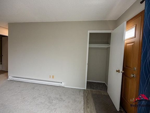 Unit Photo