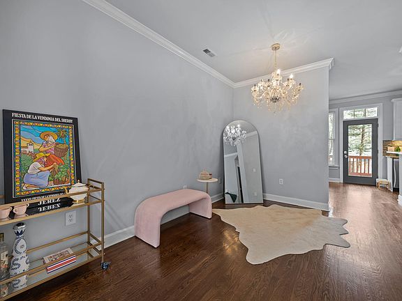 5th image of 132 Ashton Hall Ln