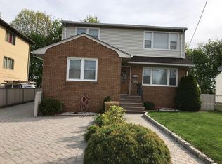 15 Franklin Ave #1, Wallington, NJ 07057