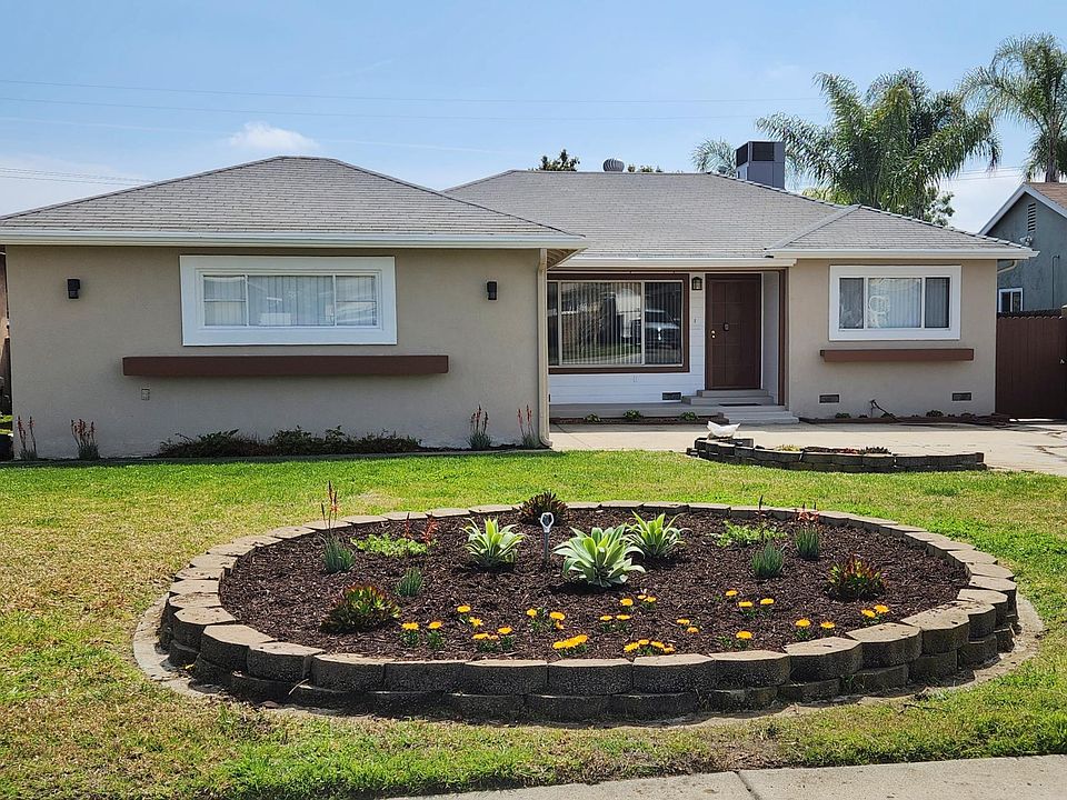 1st image of 625 W La Deney Dr