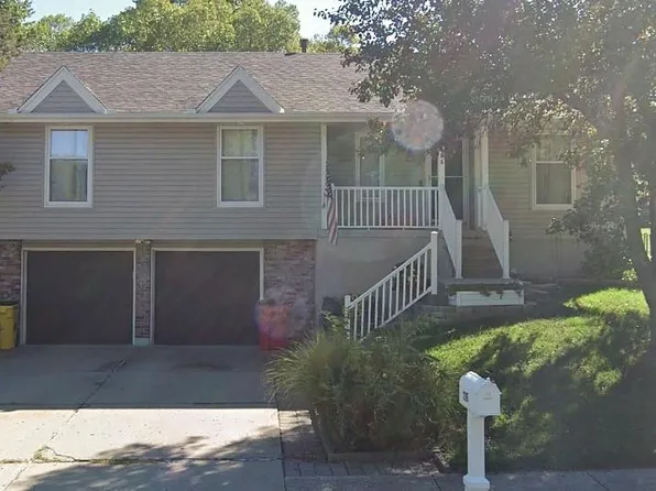 1206 SW Eastman Ct, Blue Springs, MO 64015