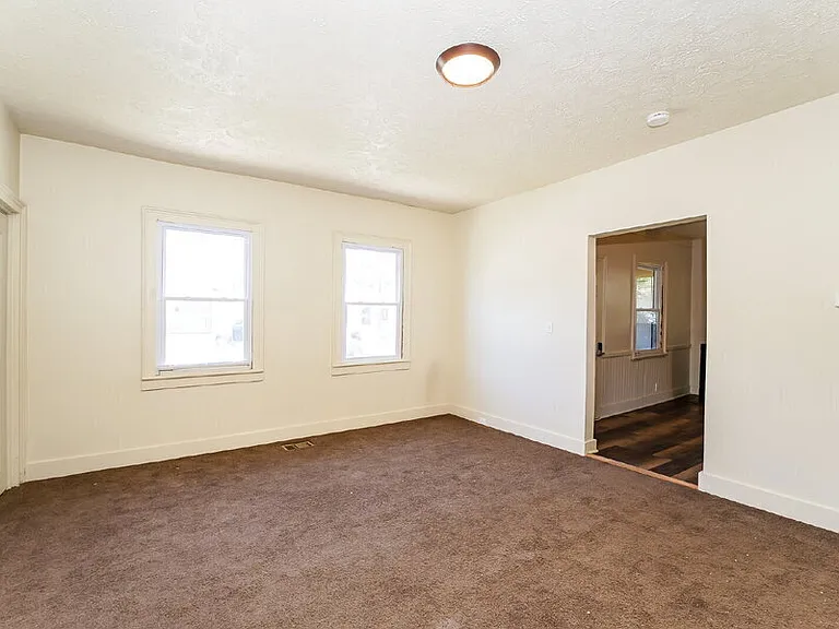 3460 Erin Ave — Photo 10
