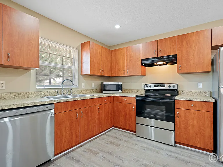 2106 Pleasant View Ave — Photo 11