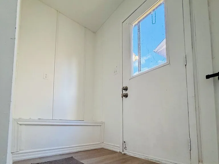 6636 Edenwood Dr — Photo 2