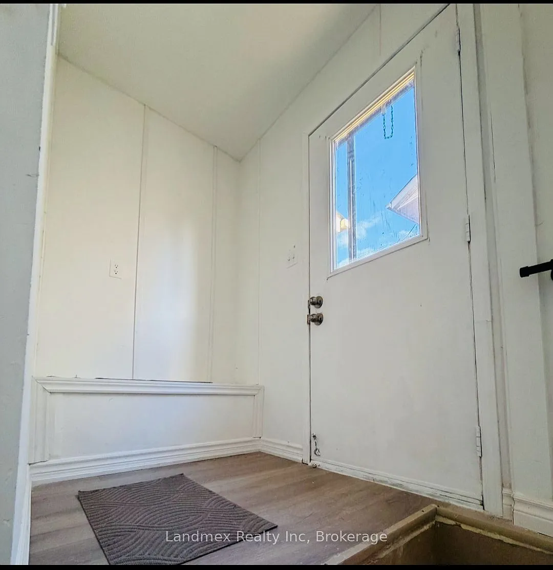 Building Photo - 6636 Edenwood Dr
